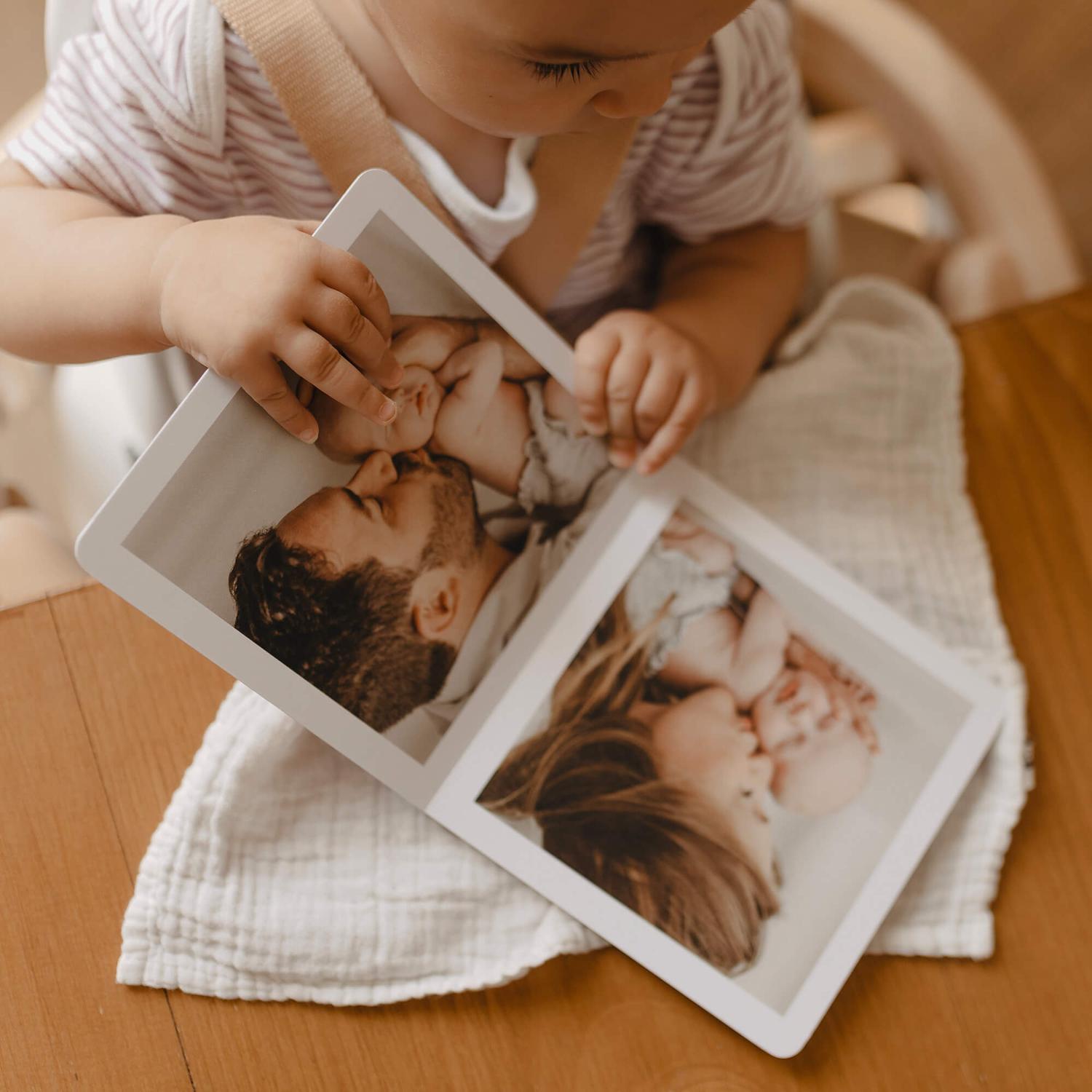 Innocence - Cardboard photo album for babies and children - My first photo album