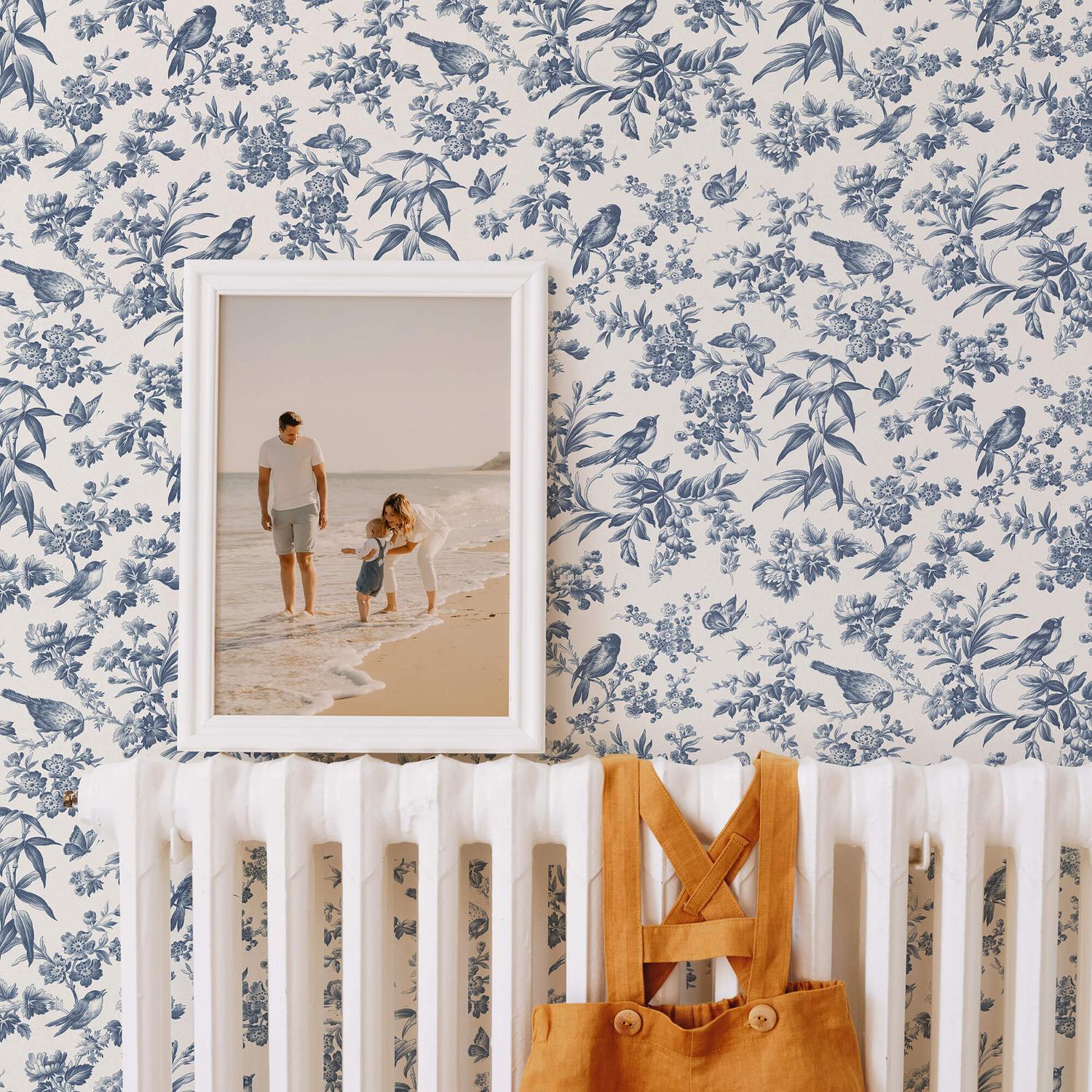 Innocence - Elegant pattern wallpaper